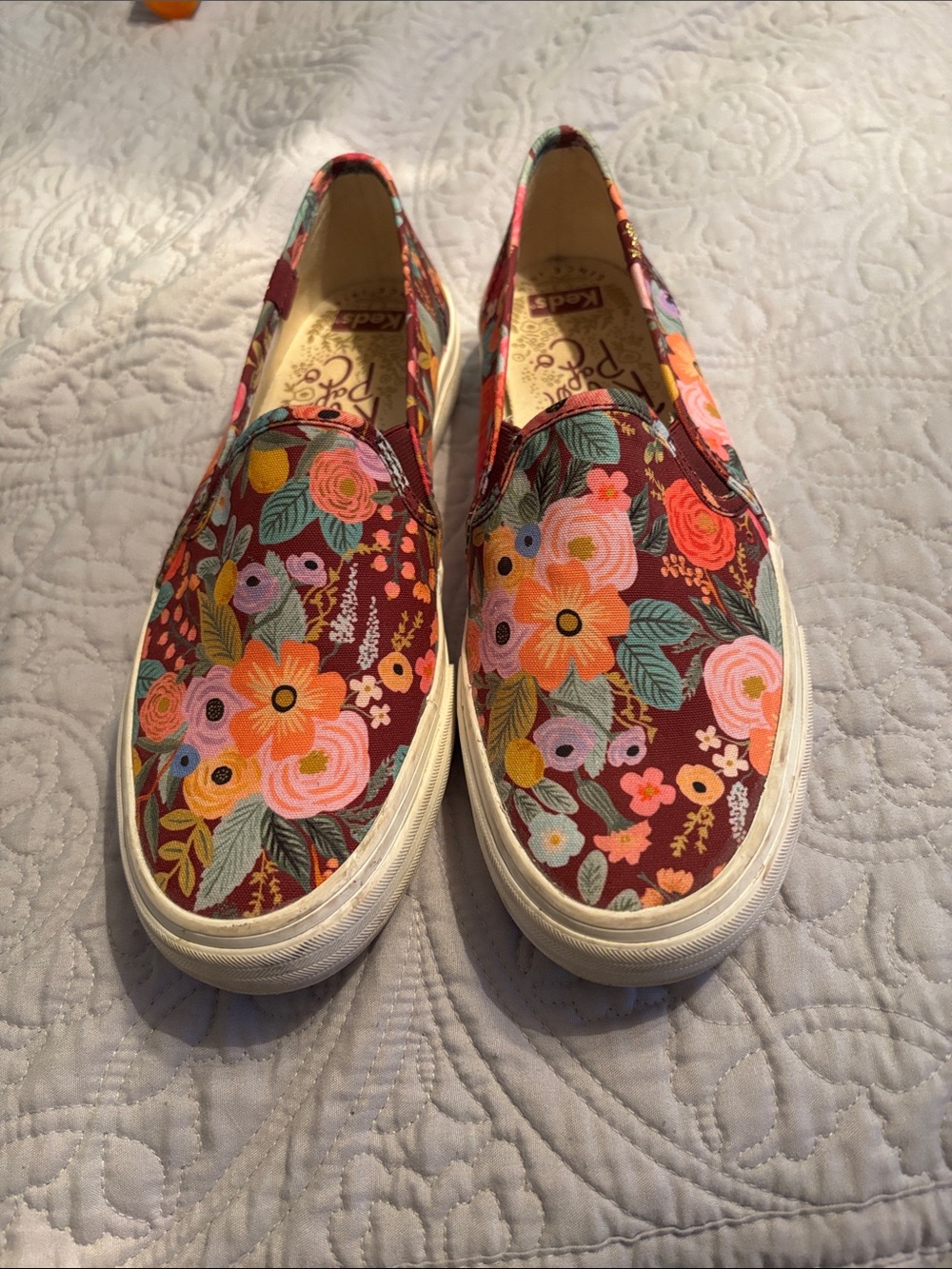 Slip-On Floral Athletic Sneakers in Burgundy